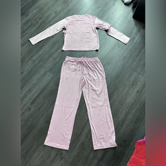 Juicy Couture Loungewear Amethyst Velour Long Sleeve Top & Wide Pants sz large - Picture 3 of 13